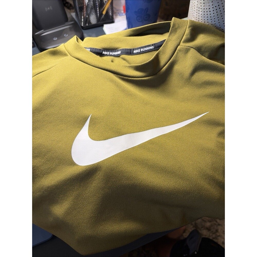 Nike Dri-FIT Running Long Sleeve Training Top(Men’s 2XL) Olive Green